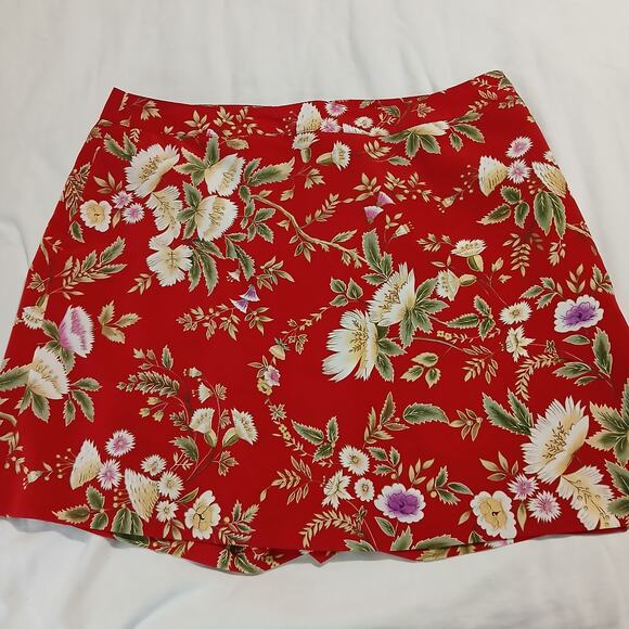 EP PRO 16 Red Floral Skort Polyester easy care no stretch see measurement photos - Picture 1 of 12